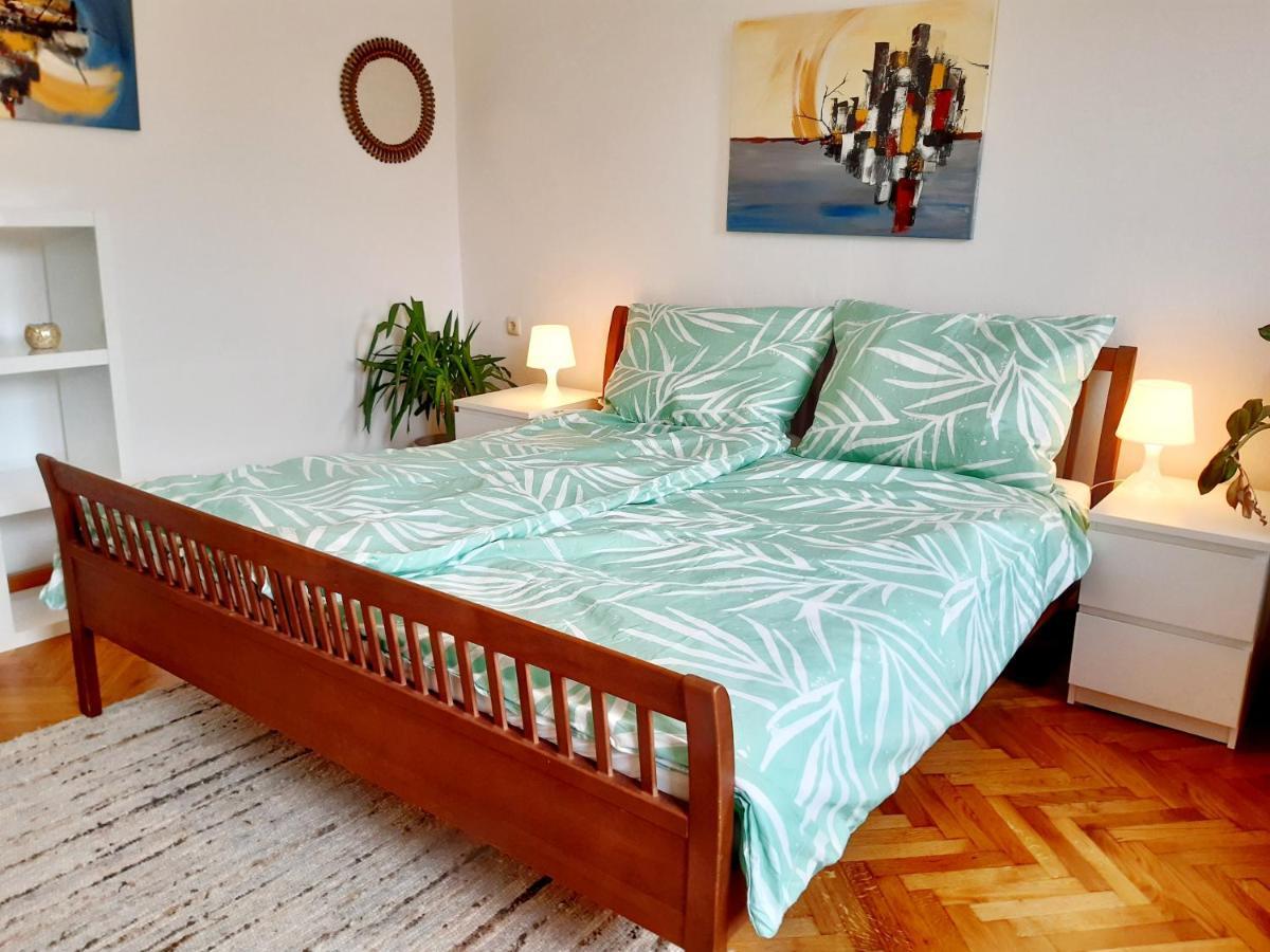 Grosse Altbauwohnung Auf Dem Land Kallham Екстериор снимка