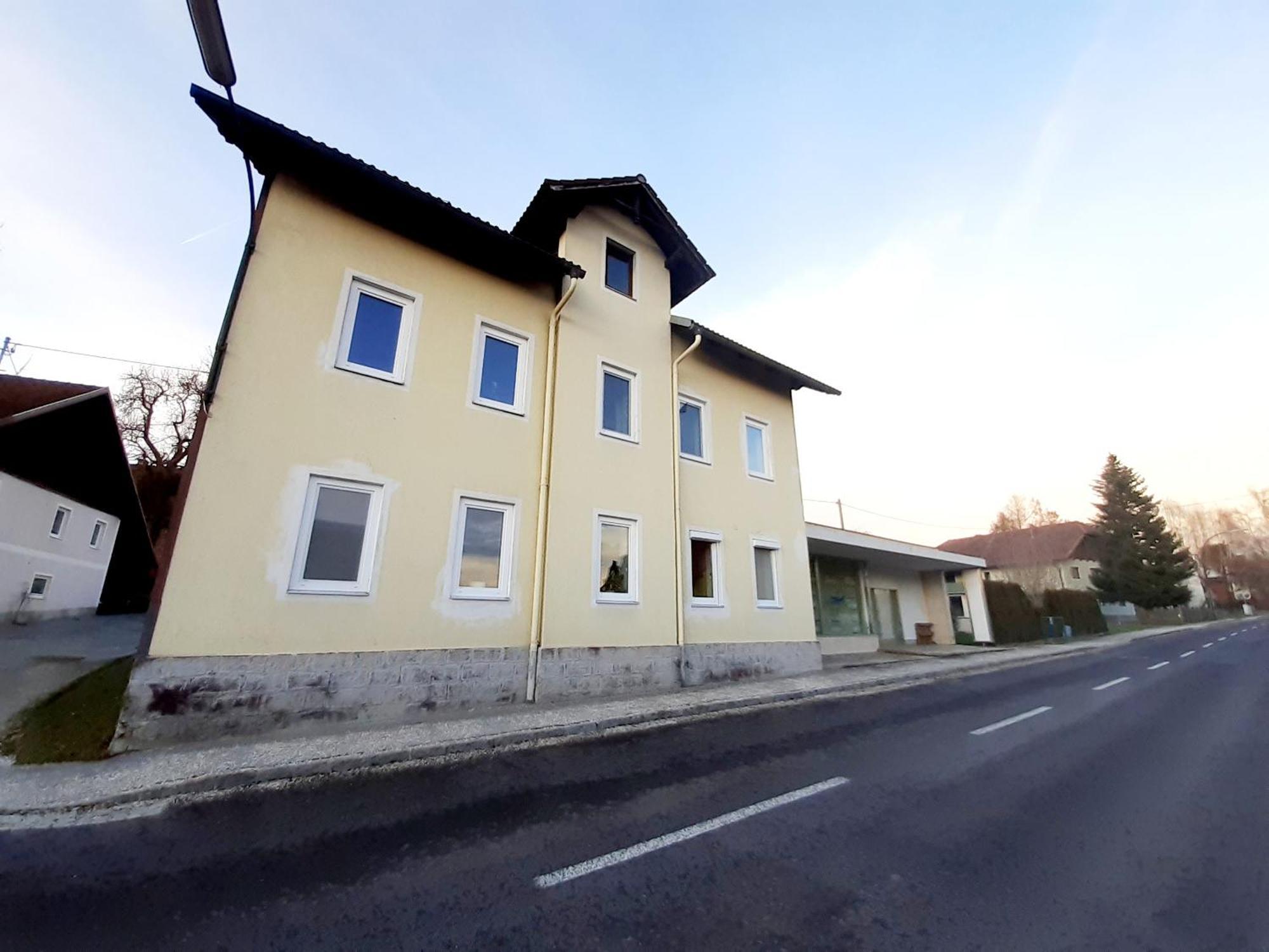 Grosse Altbauwohnung Auf Dem Land Kallham Екстериор снимка